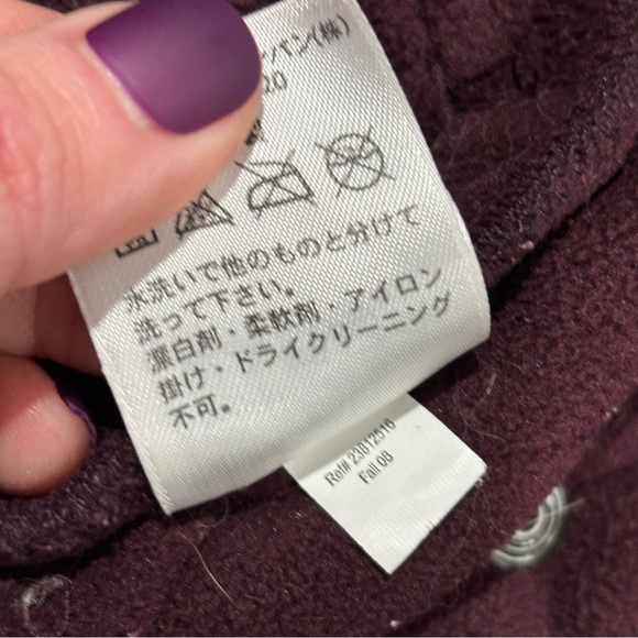 EDDIE BAUER Quilted Women's Vest Wine Color Fleece lined Size Medium - Picture 8 of 12